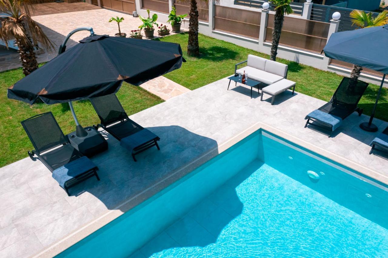 Villa Liana , private Villa with pool&garden Vergia Esterno foto