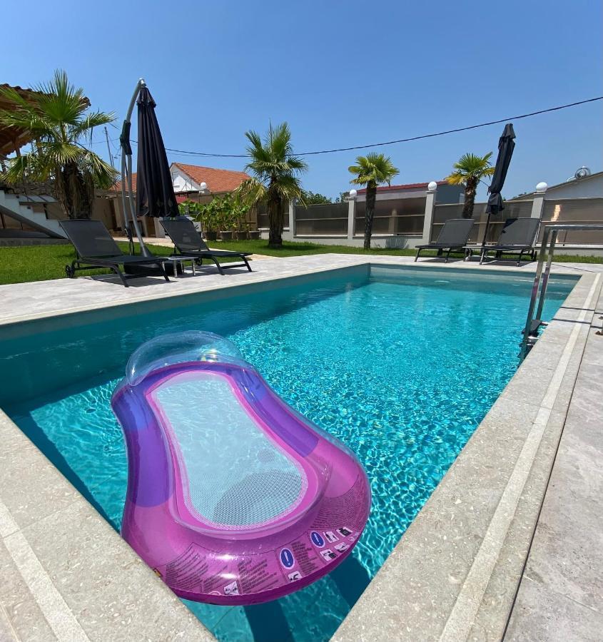 Villa Liana , private Villa with pool&garden Vergia Esterno foto